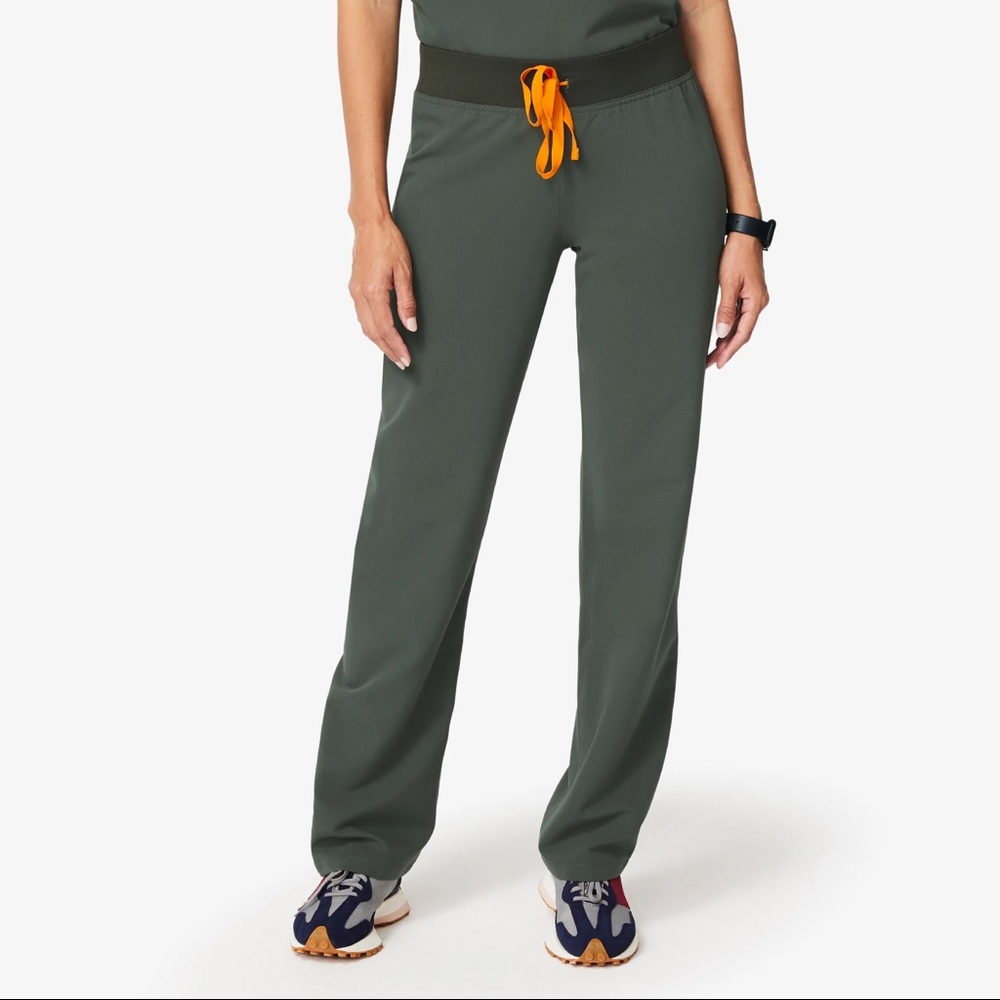 Moss Livingston Medium Tall